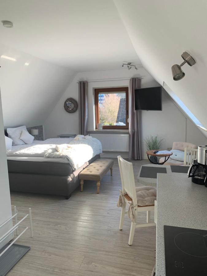 Haus Kaiser Appartement 6 Deichglueck บือซุม ภายนอก รูปภาพ